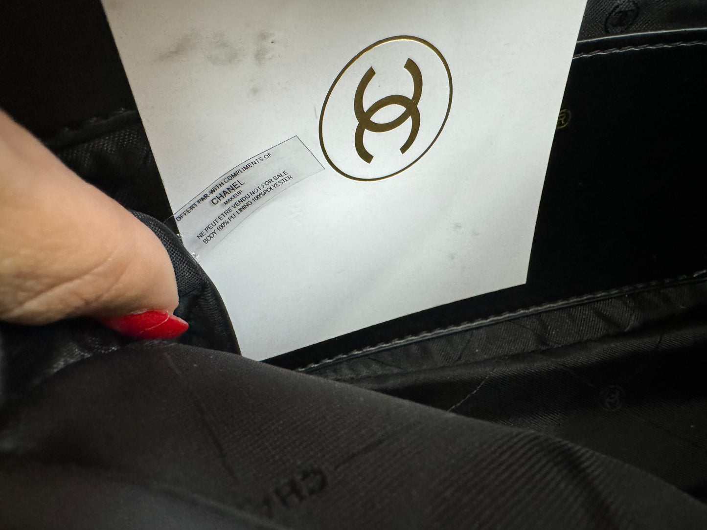 Chanel gift vip perle