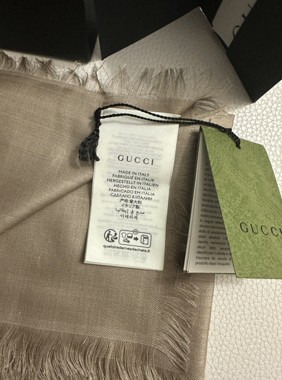 Gucci scialle beige