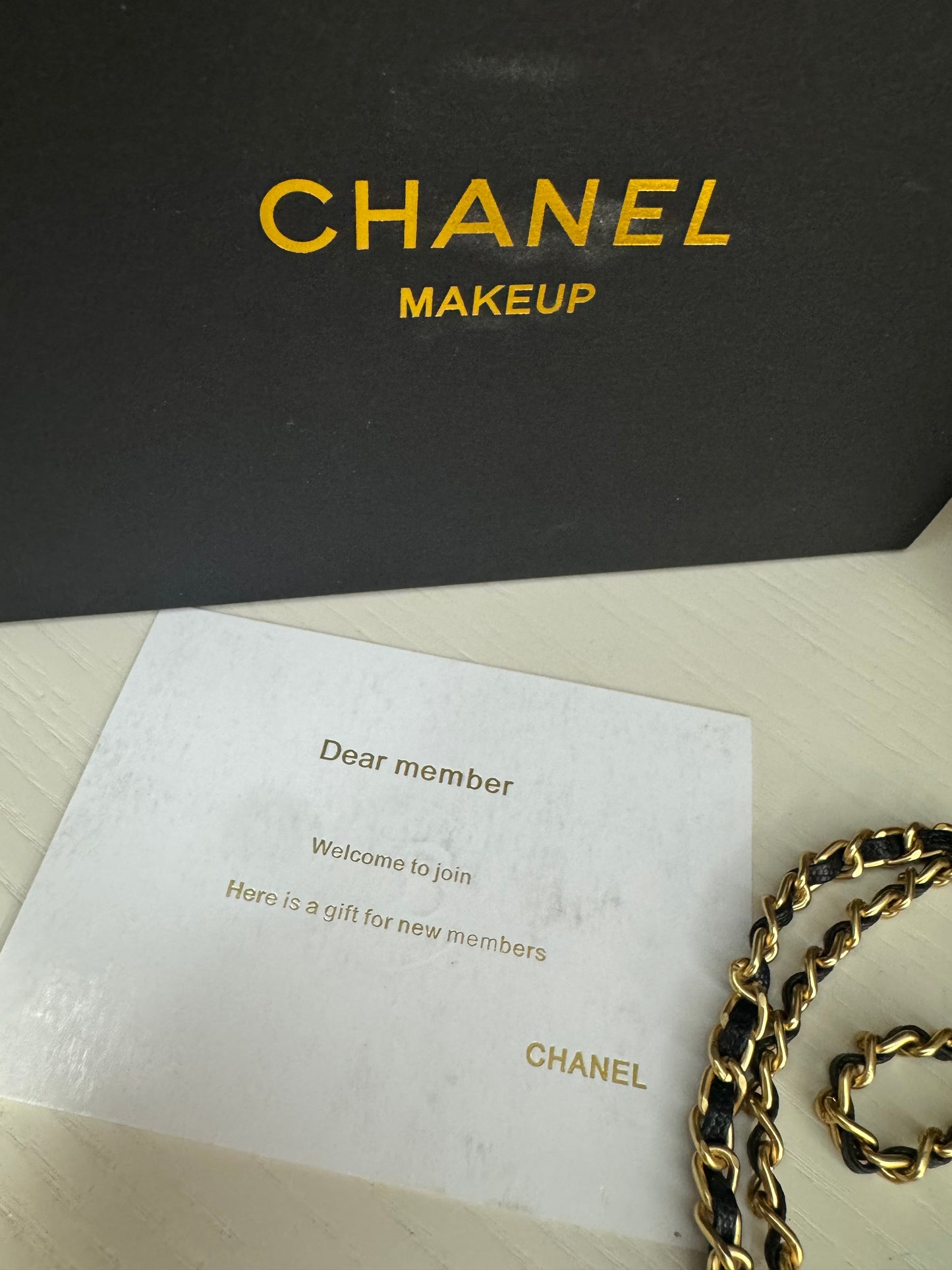 Chanel gift vip vanity