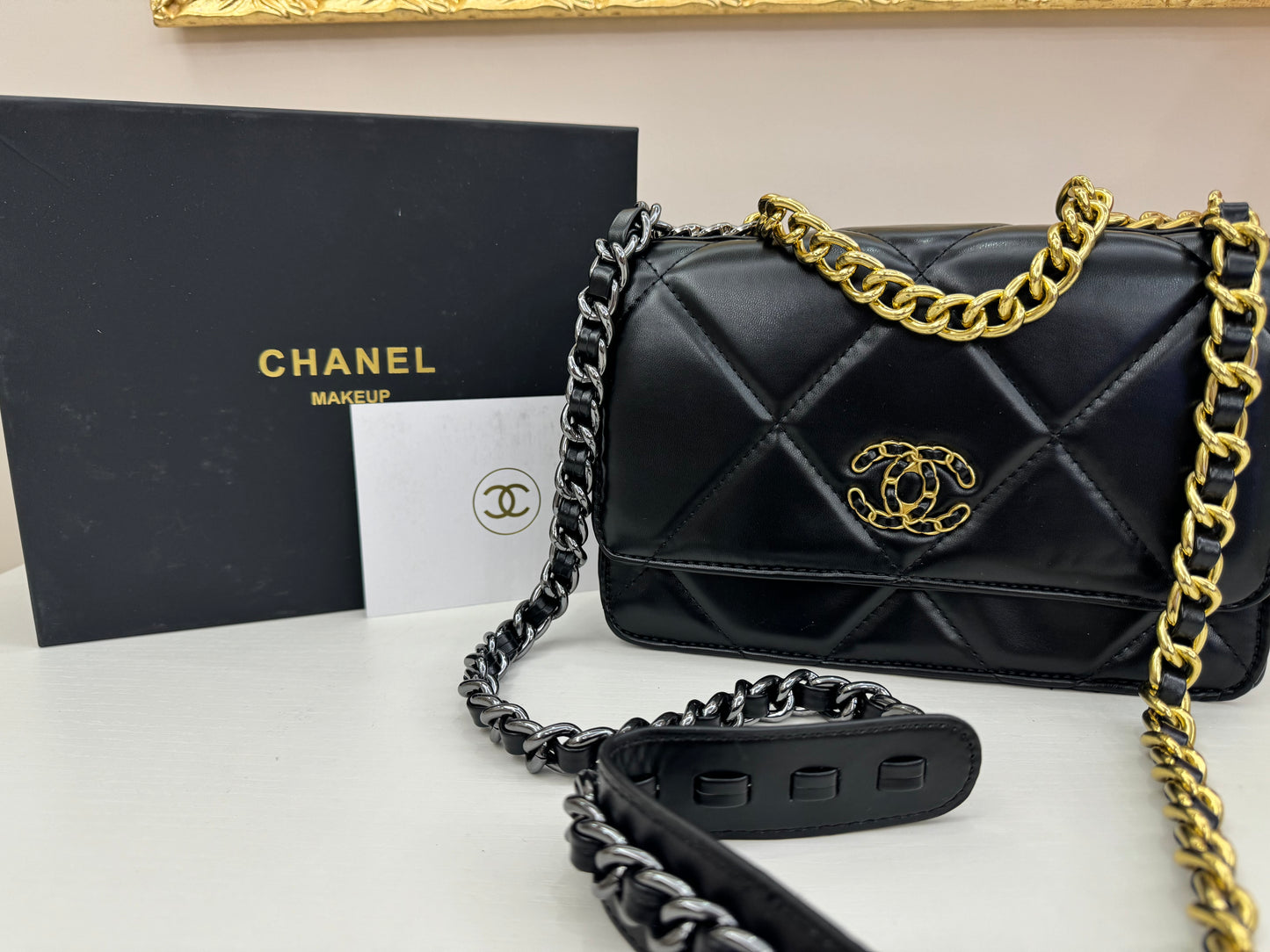 Chanel gift vip elegance
