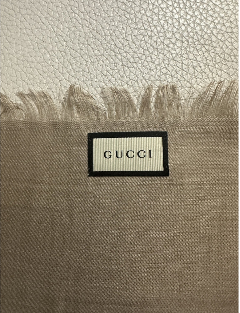 Gucci scialle beige