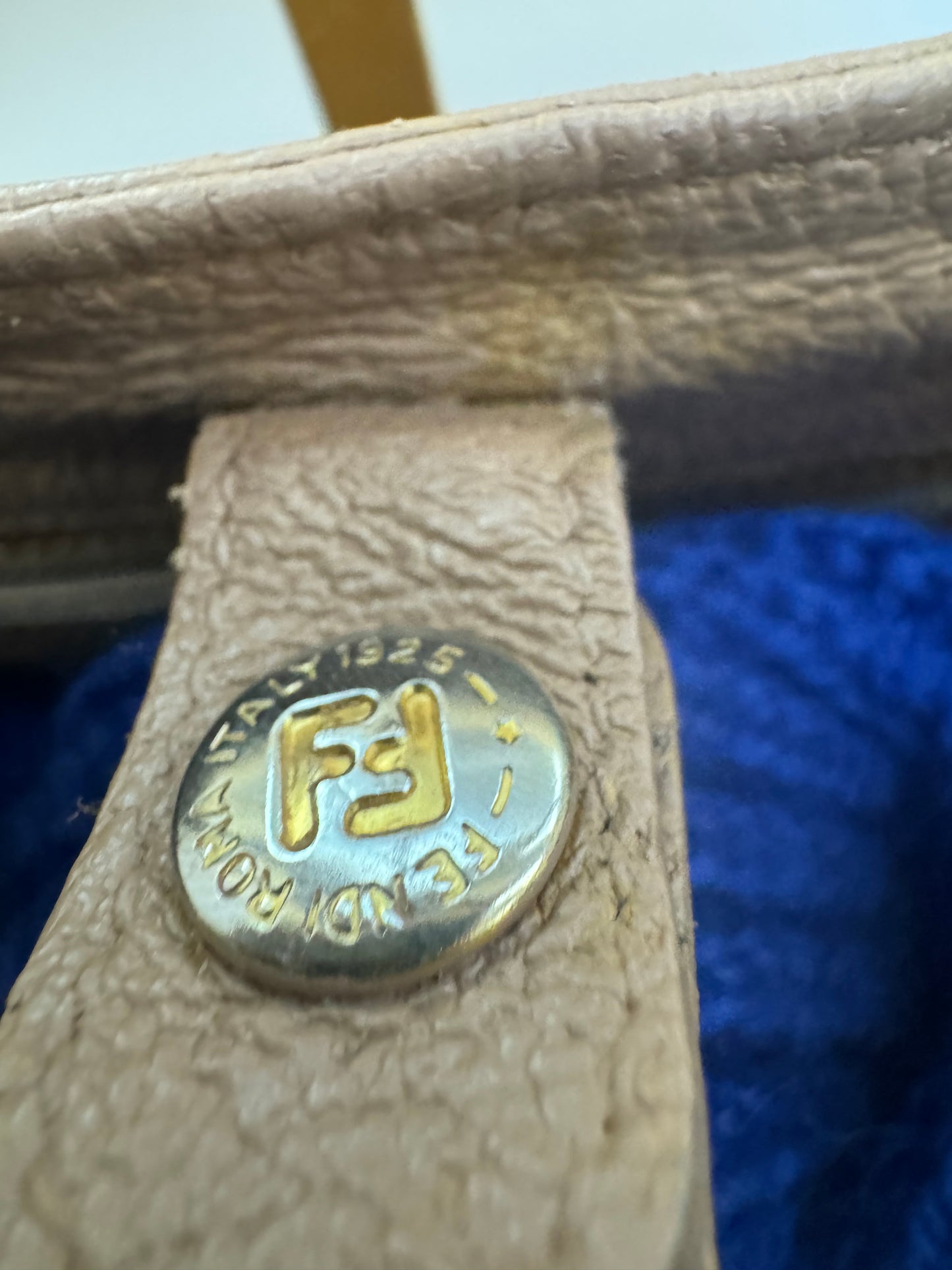 Fendi secchiello