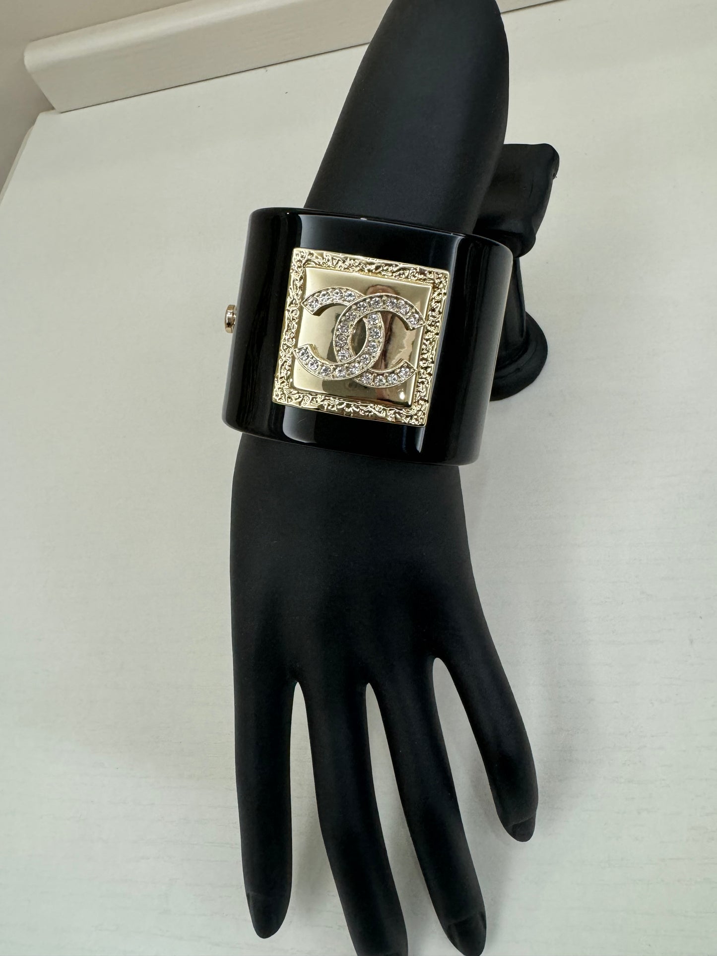 Chanel gift vip bracciale