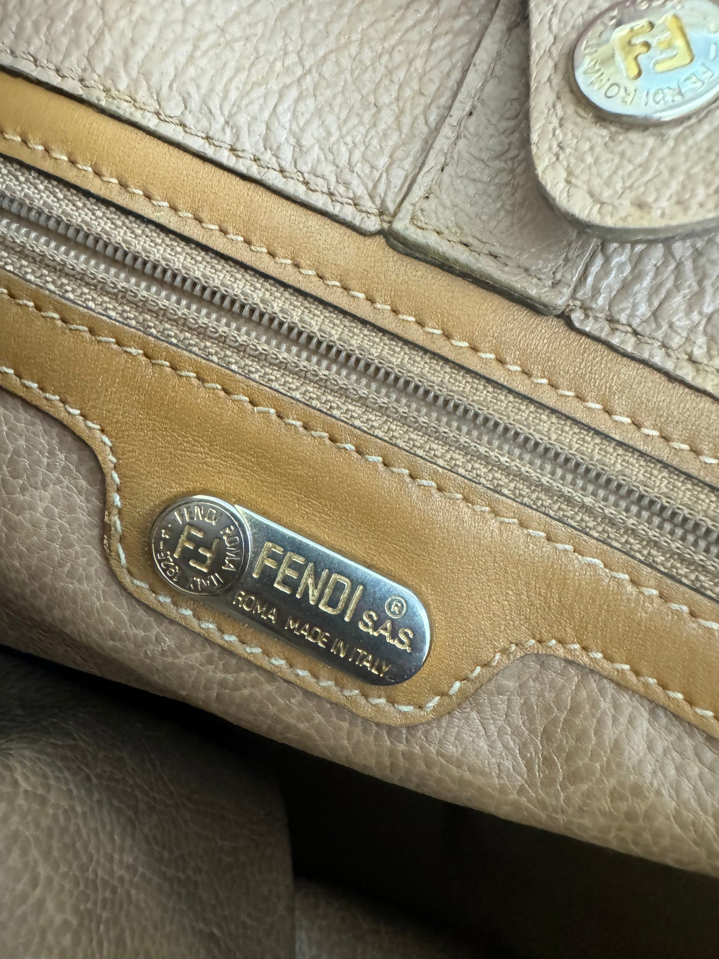 Fendi secchiello