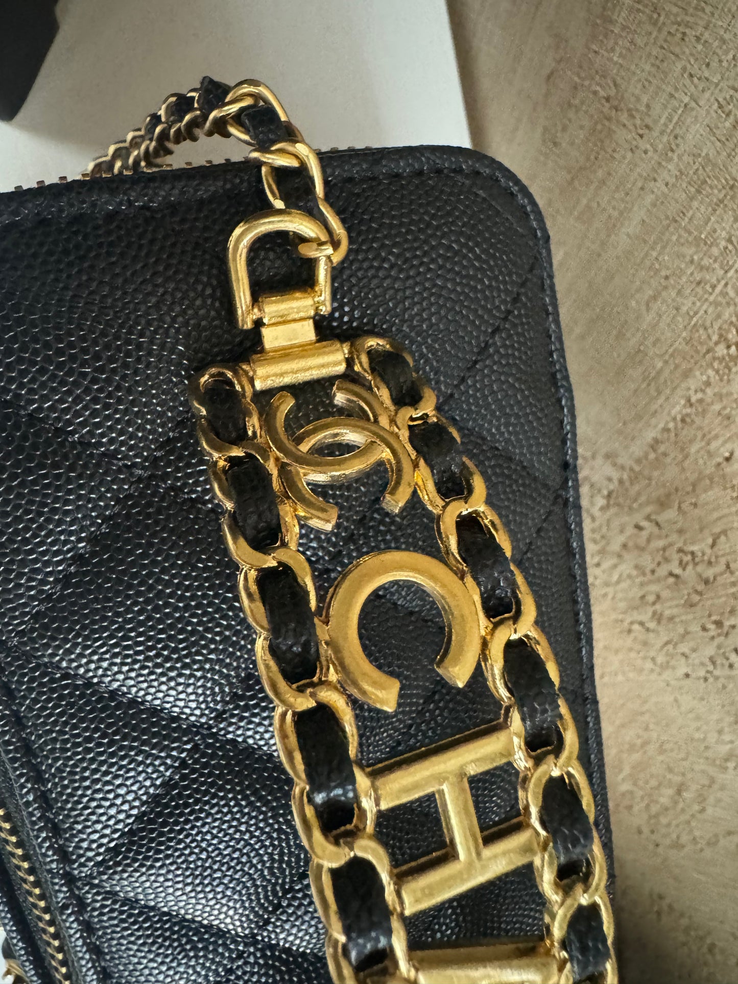 Chanel gift vip vanity