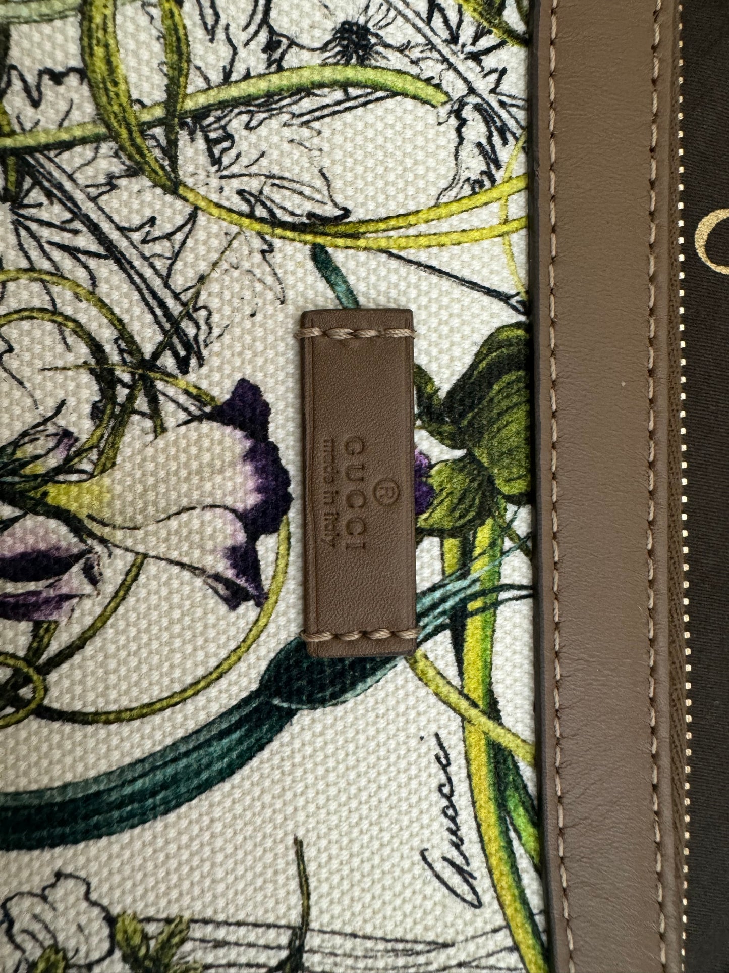 Gucci pochette Flora