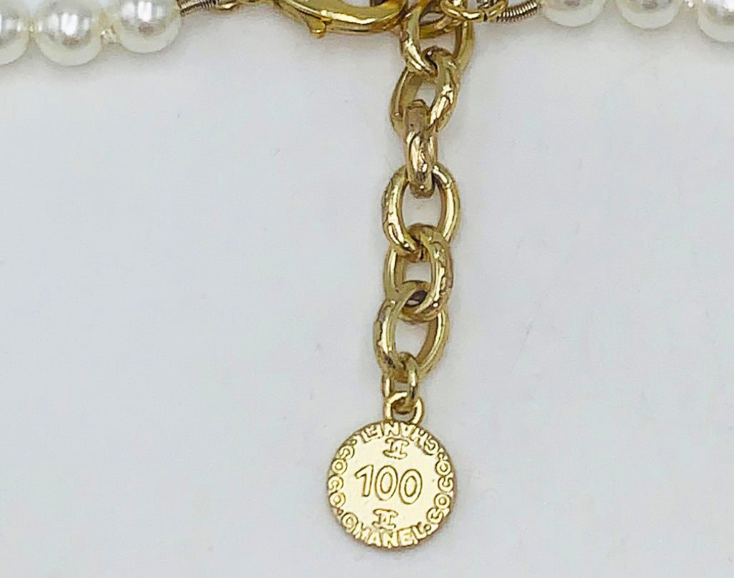 Chanel gift vip collana perle