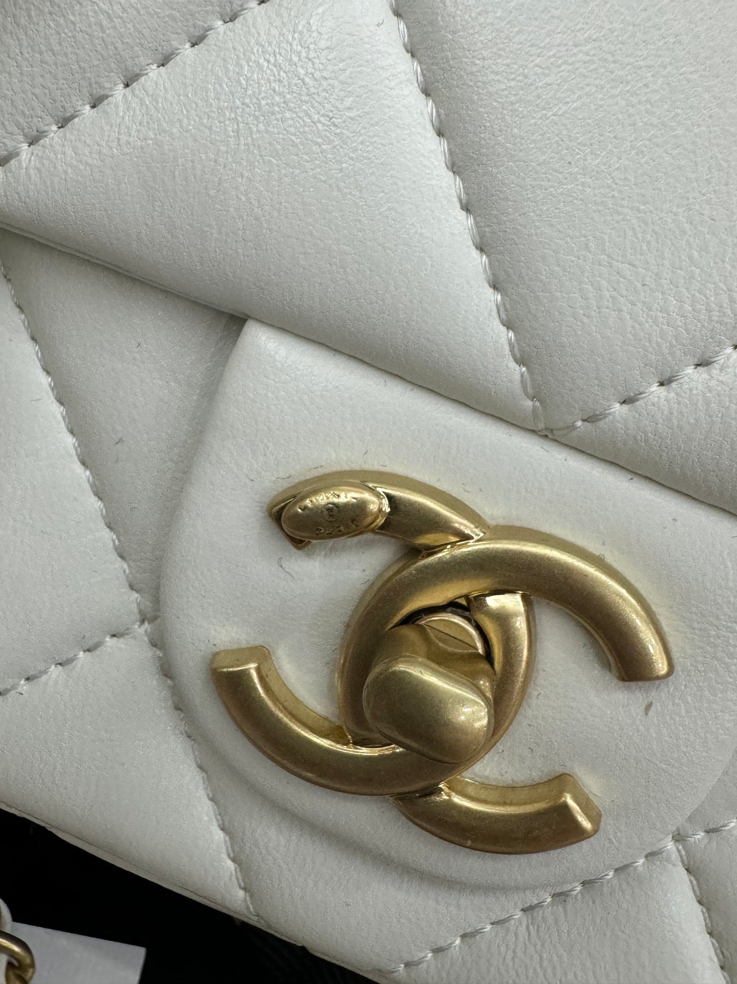 Chanel Vip catena gioiello bianca