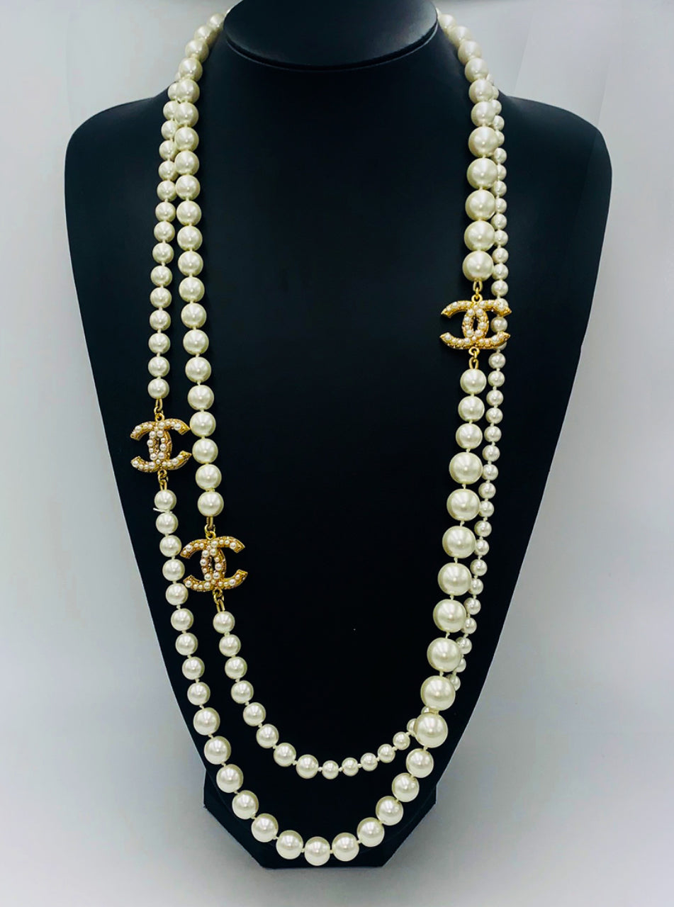 Chanel gift vip collana perle