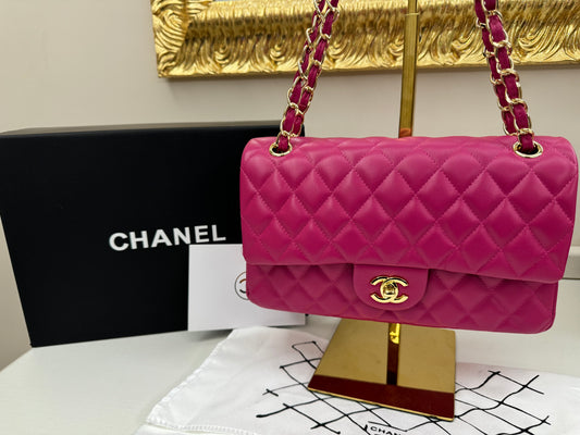 Chanel gift vip borsa modello 2.55 fucsia