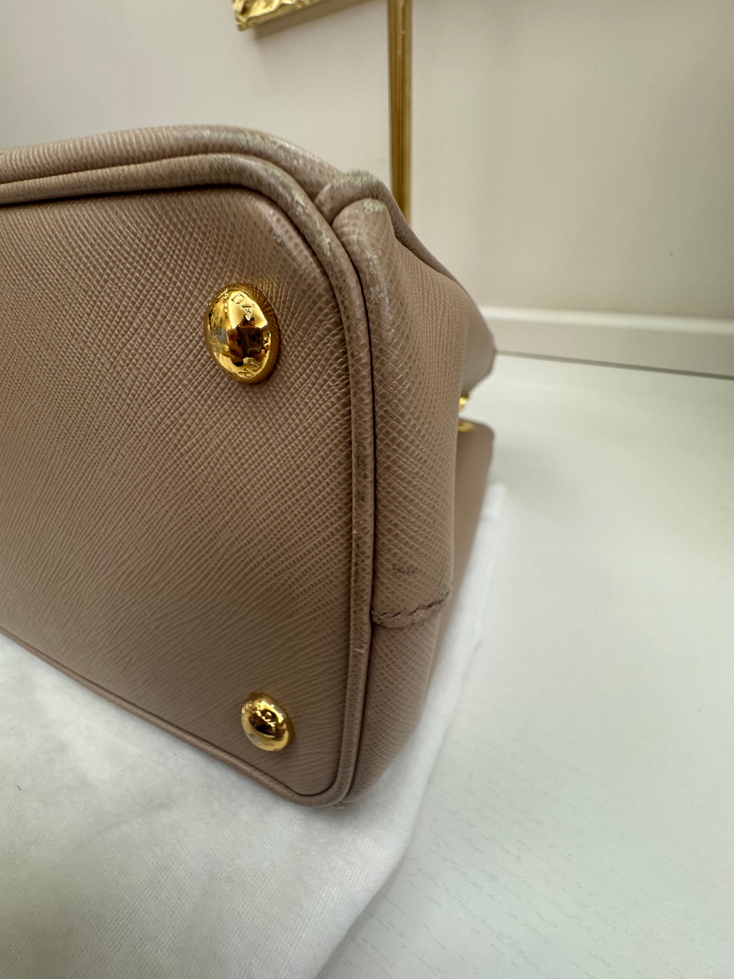 Prada Galleria Medium