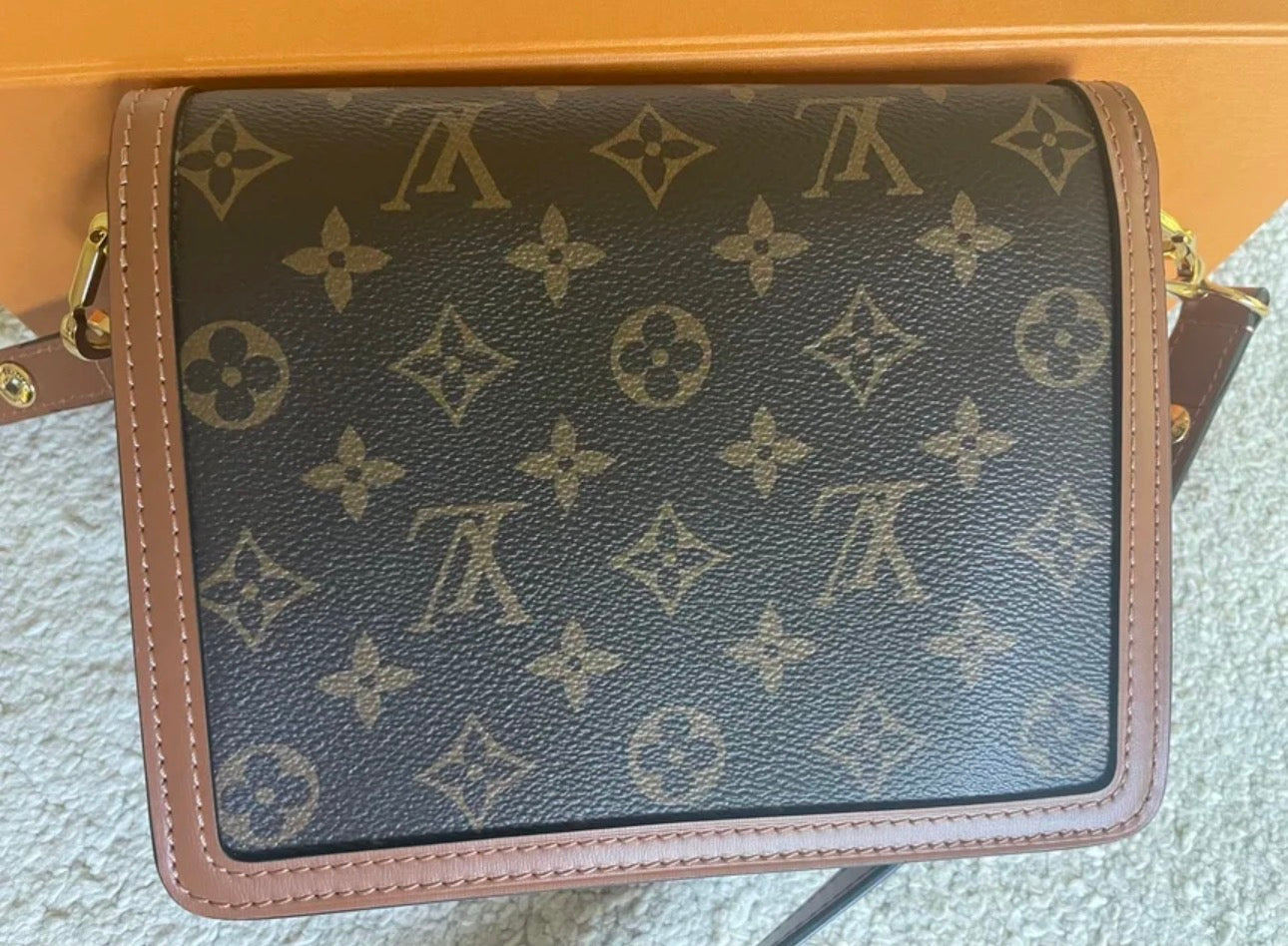 Louis Vuitton Dauphine