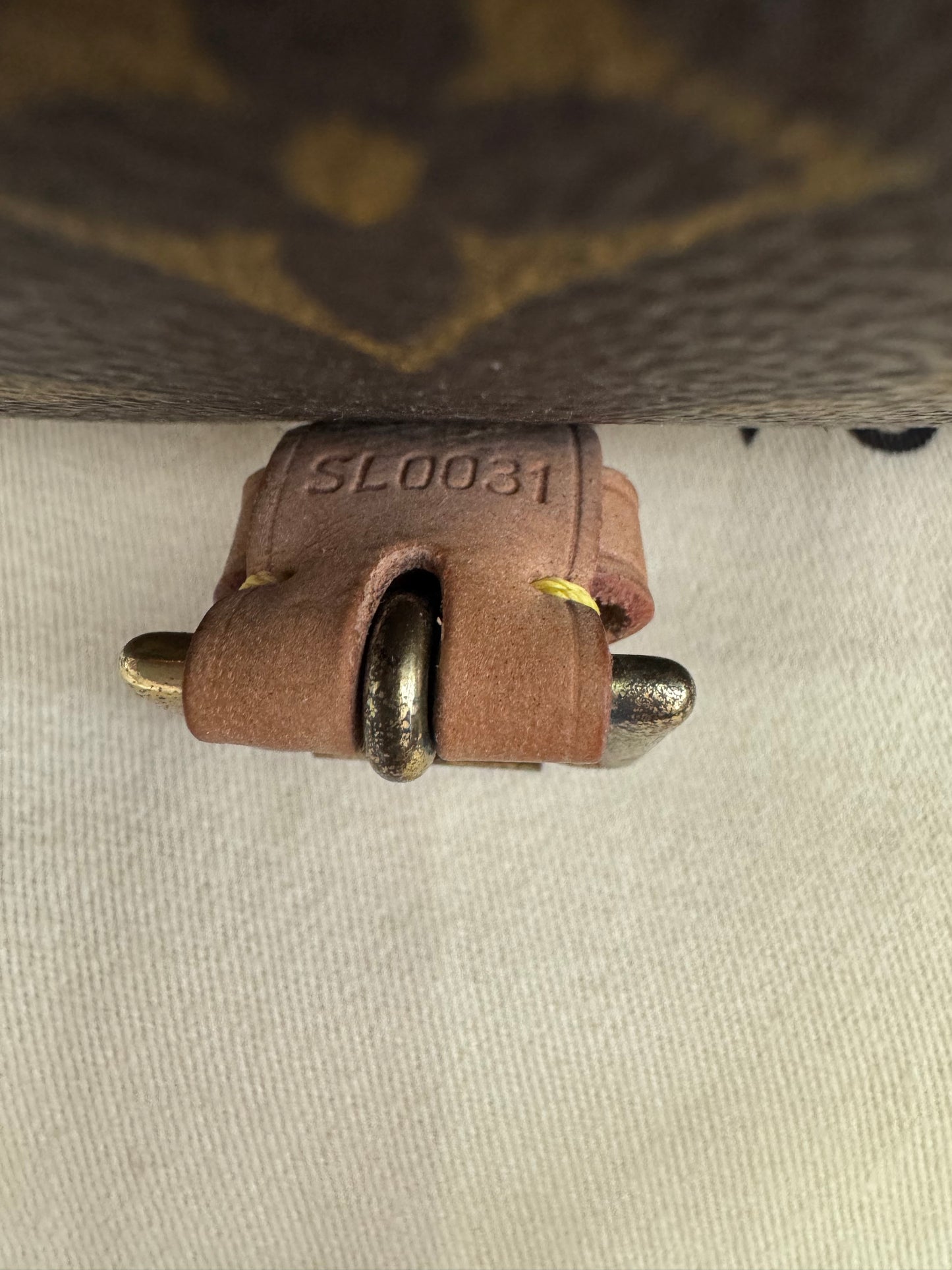 Louis Vuitton Sologne