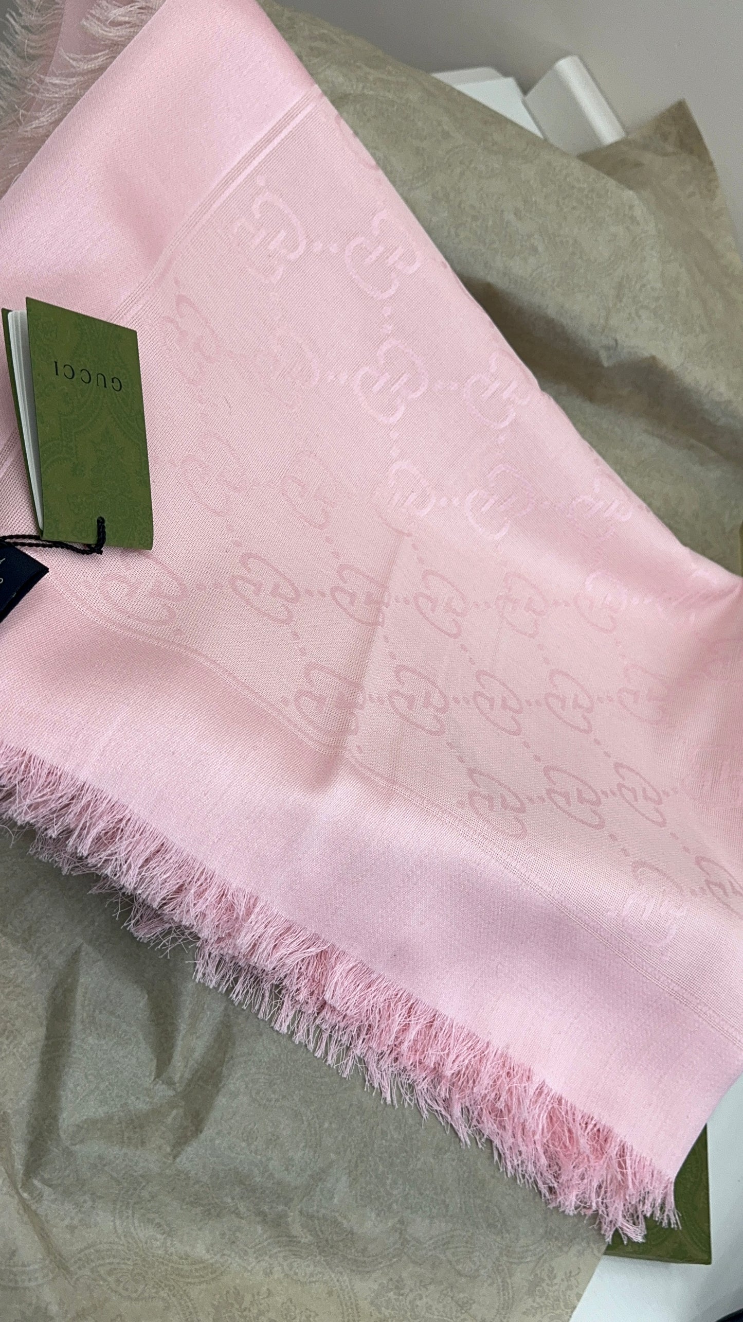 Gucci scialle rosa