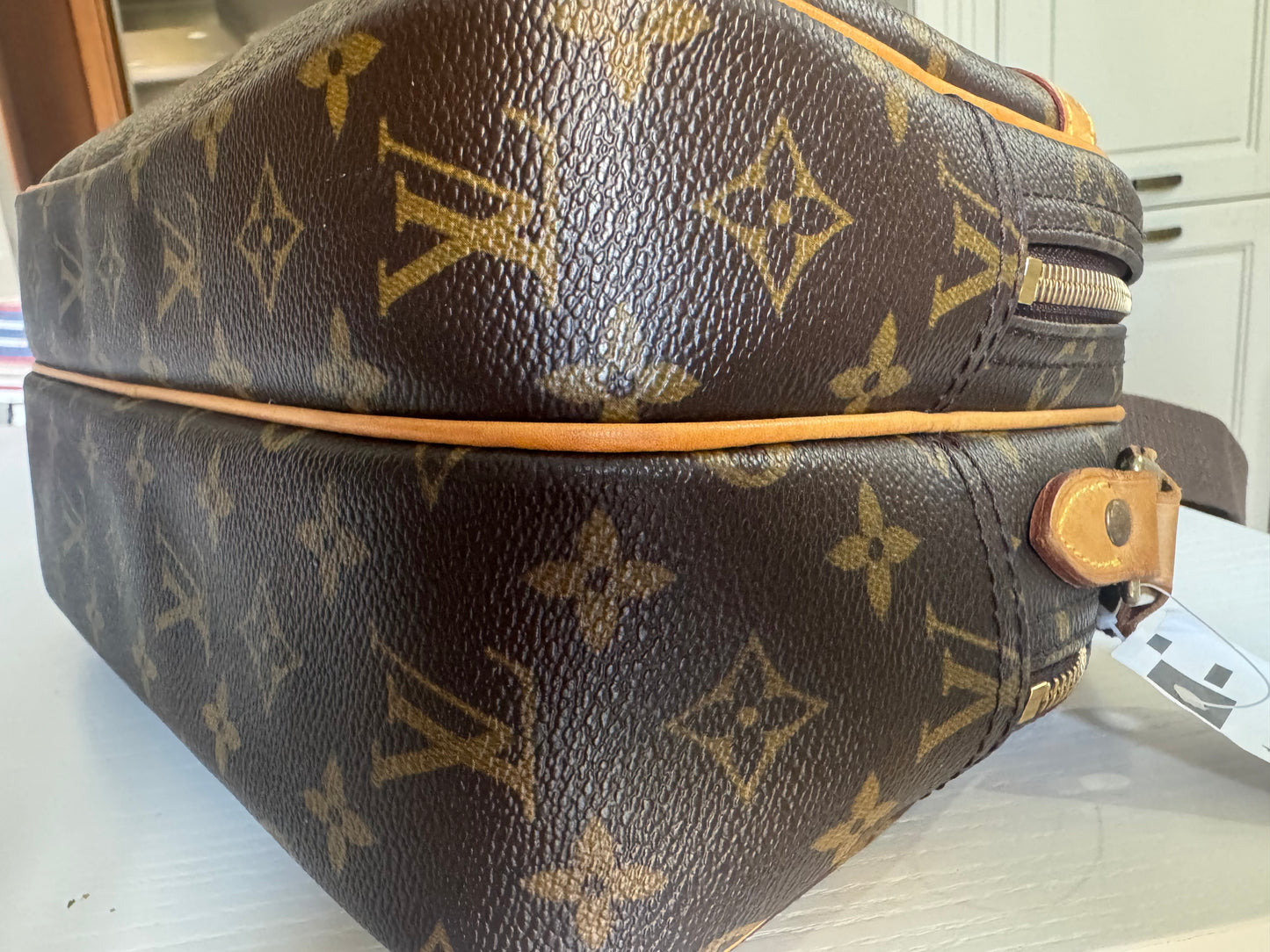 Louis Vuitton Report PM