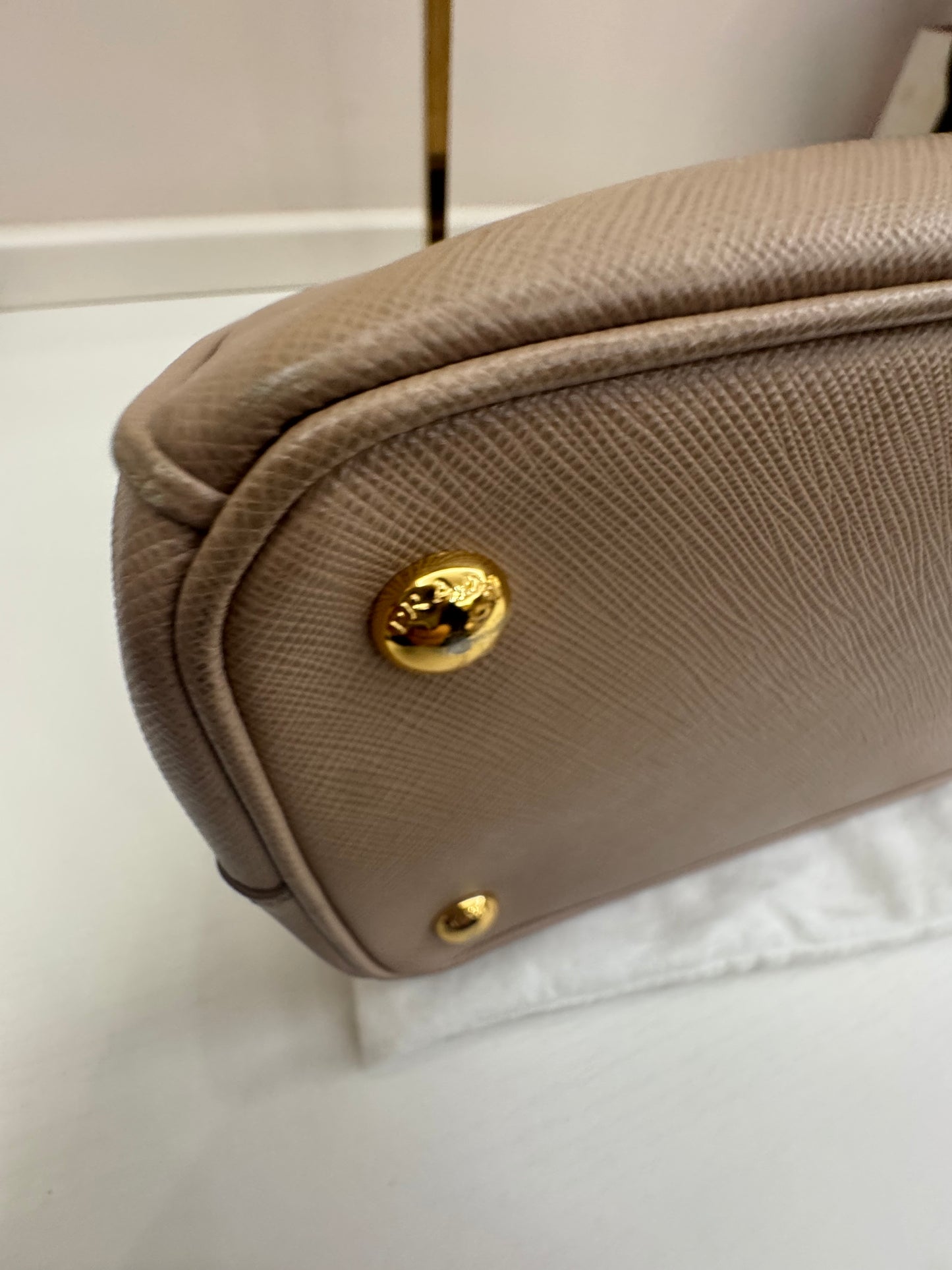 Prada Galleria Medium