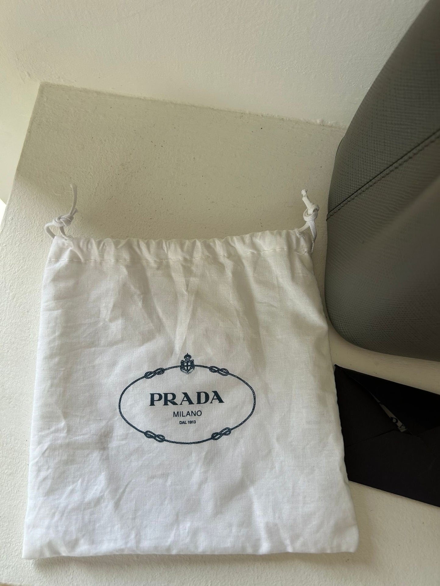 Prada Double Medium in pelle Saffiano Cuir