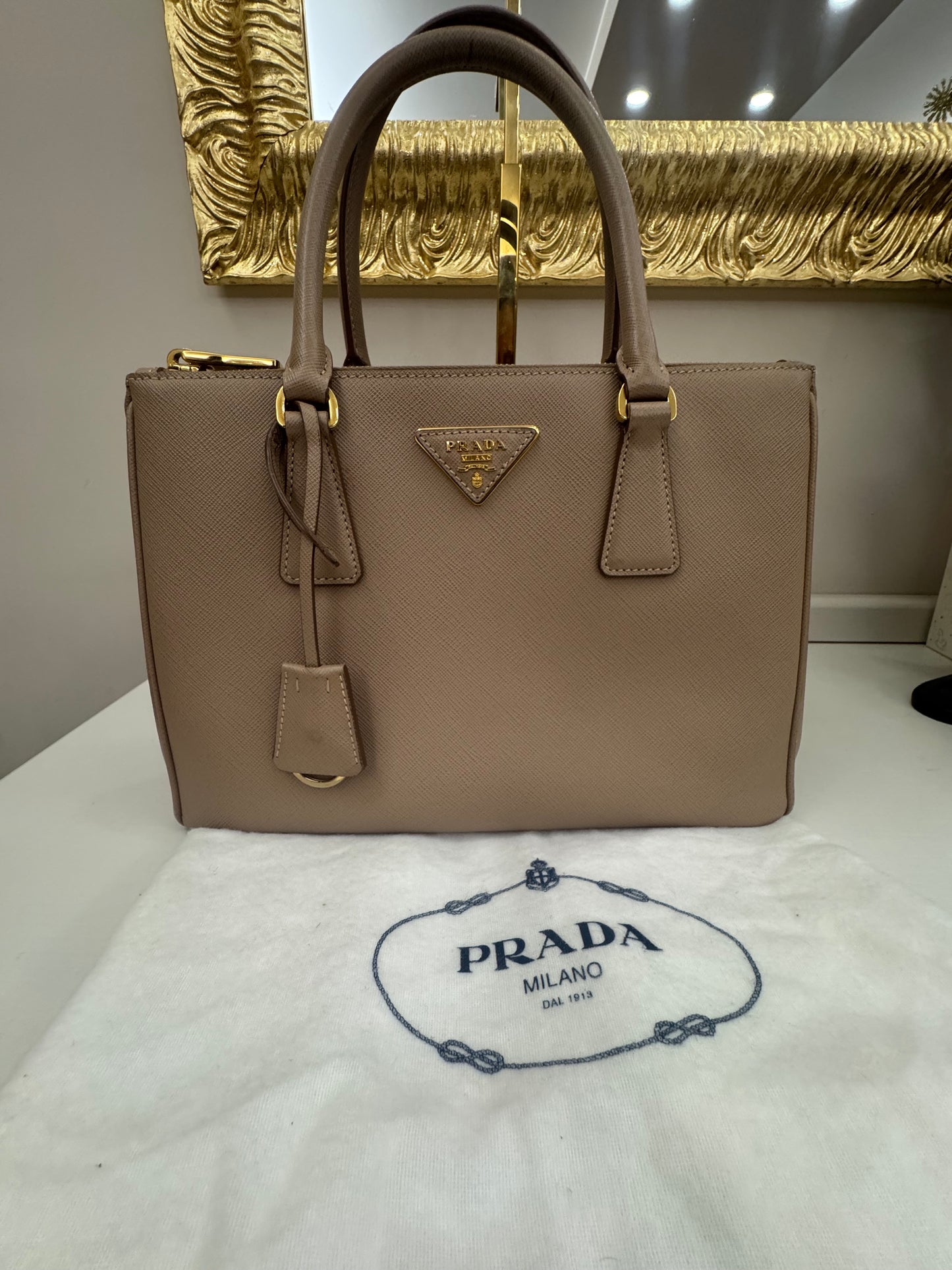 Prada Galleria Medium