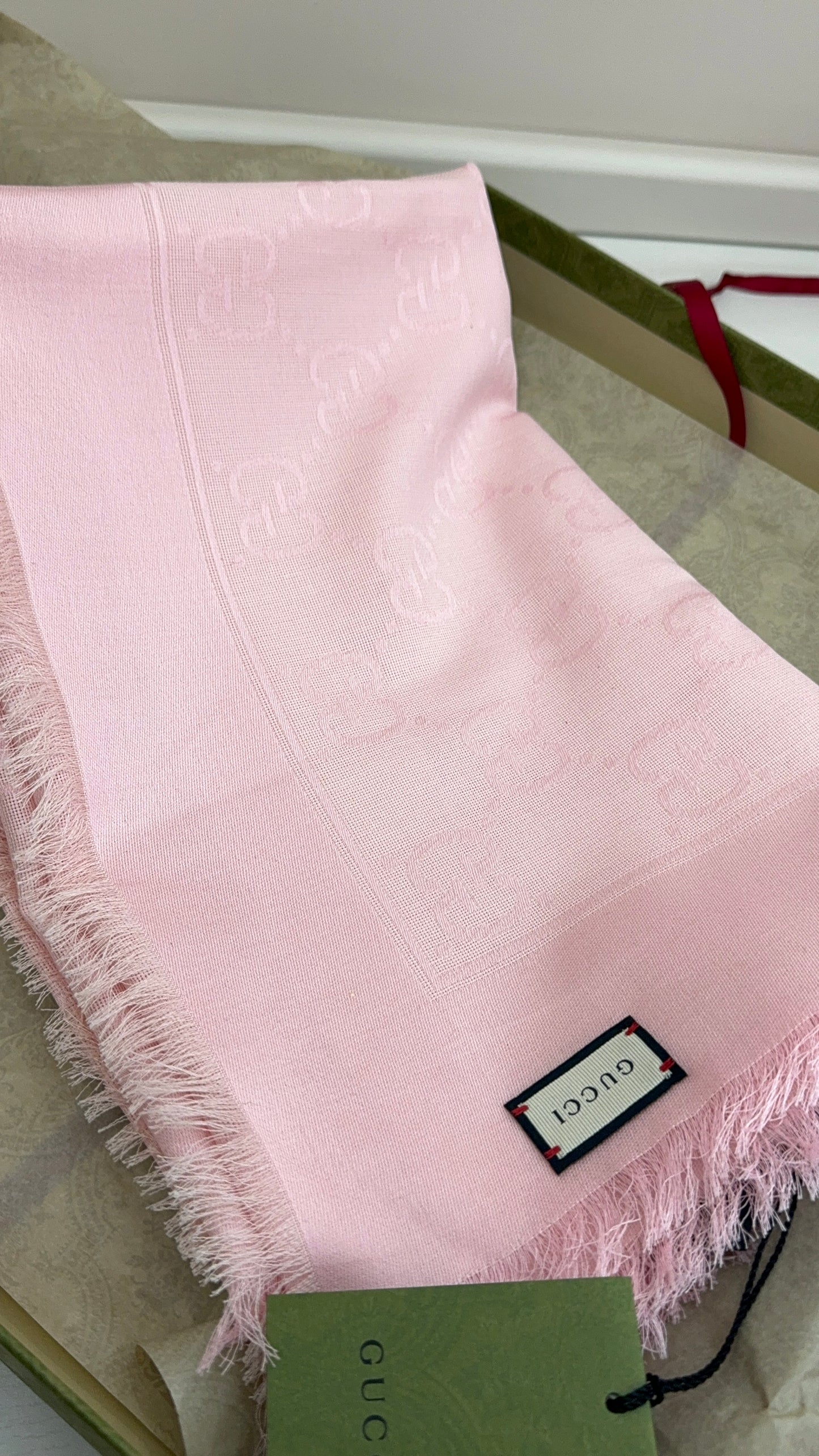 Gucci scialle rosa