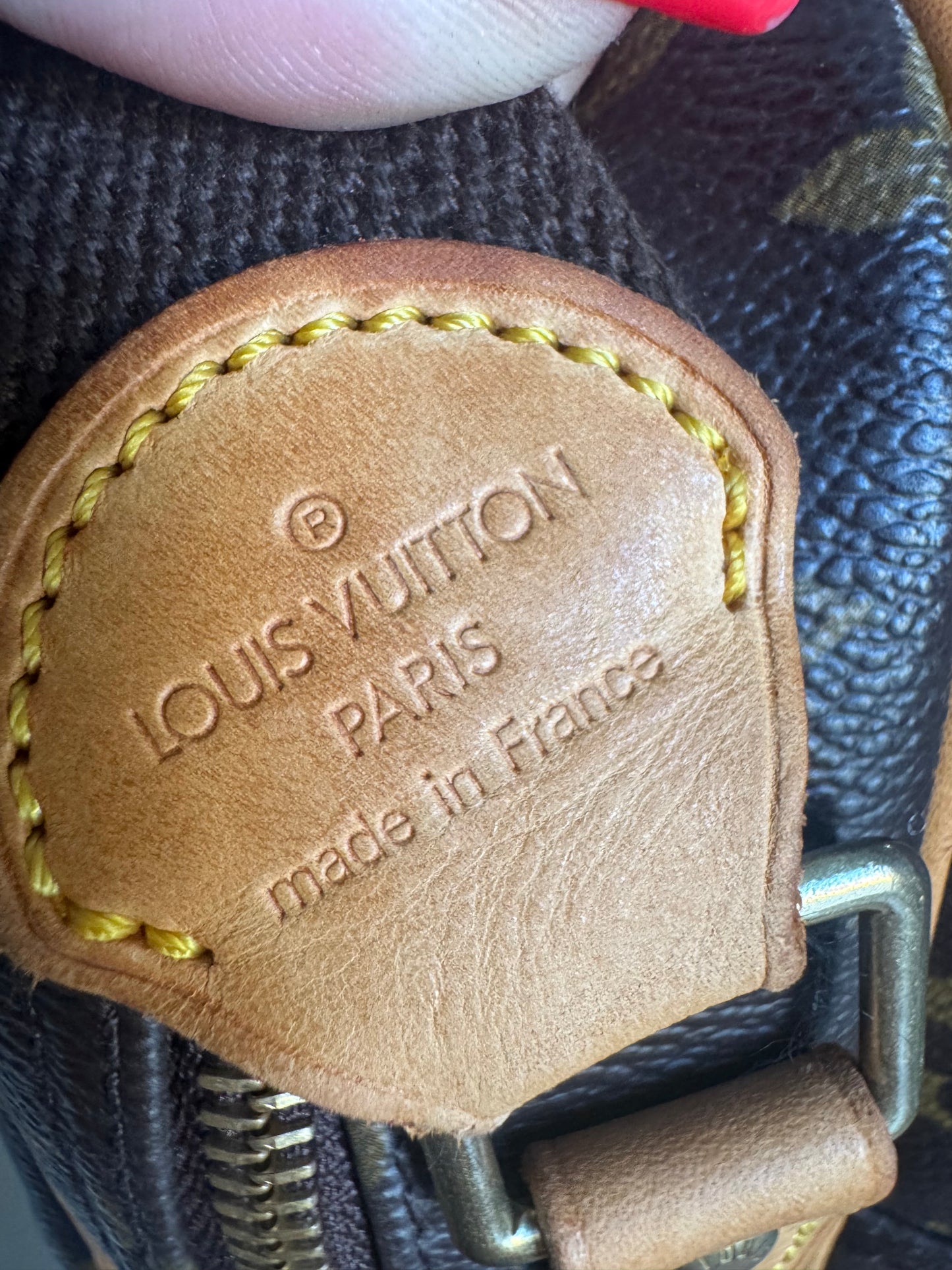 Louis Vuitton Report PM