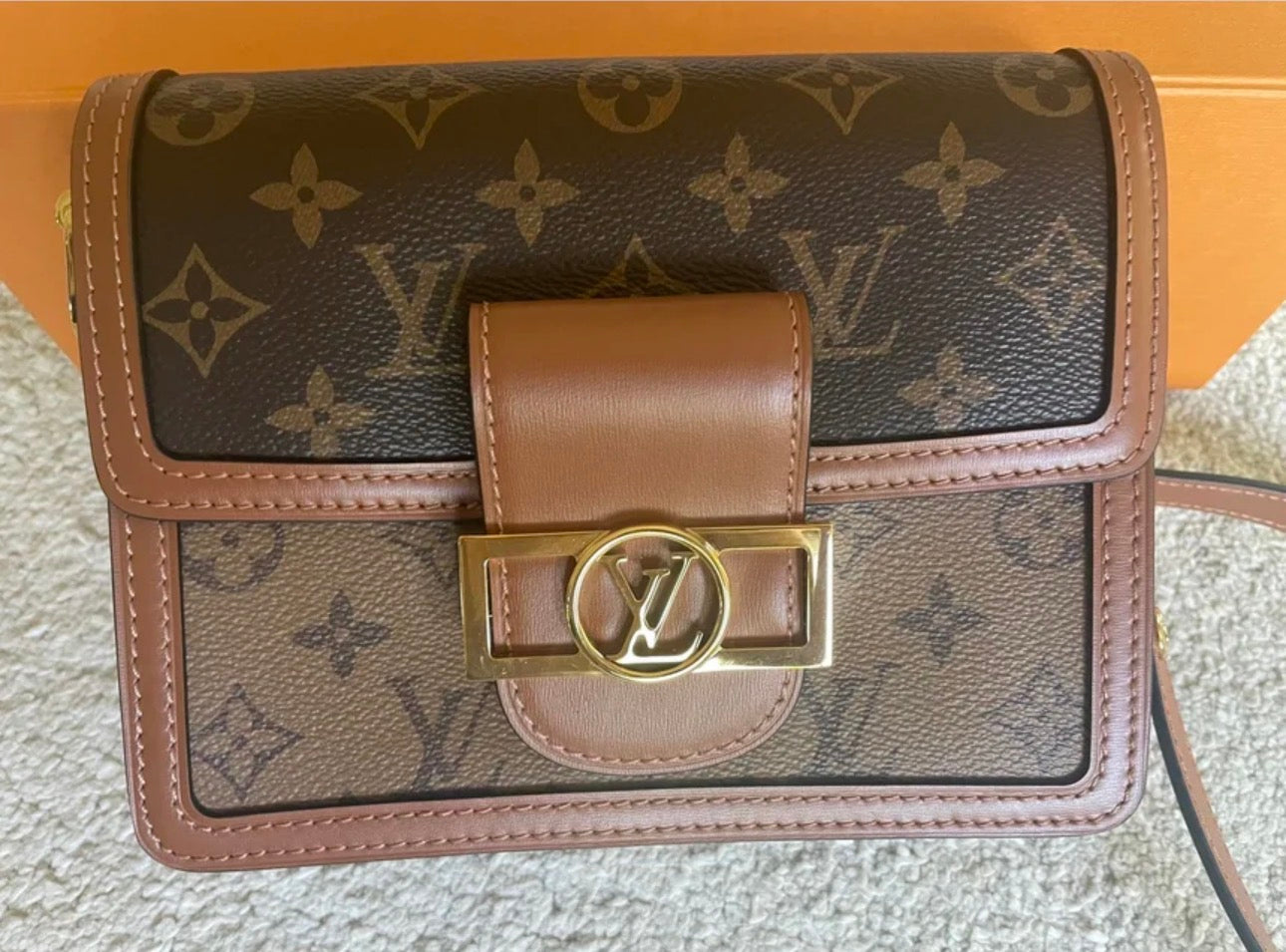 Louis Vuitton Dauphine