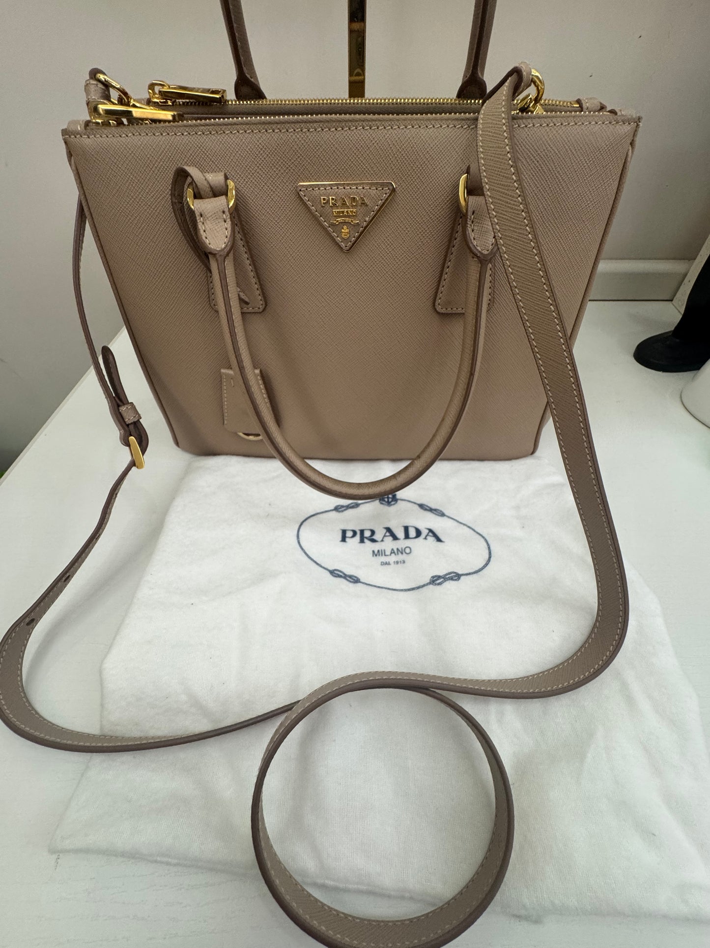 Prada Galleria Medium