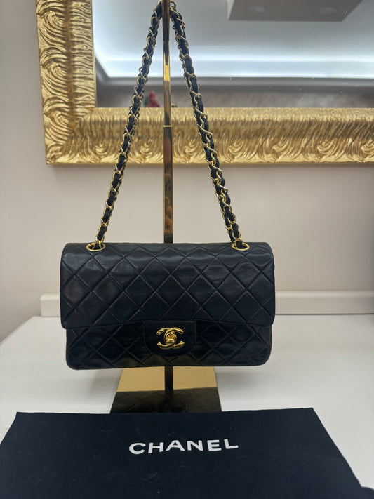 Chanel Timeless Classica 2.55