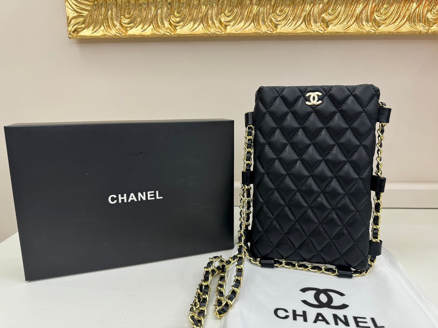 Chanel gift vip portacellulare maxi